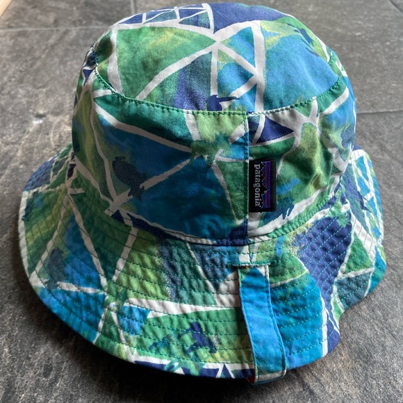 Patagonia Baby Bucket Hat - Reversible! - Picture 1 of 5